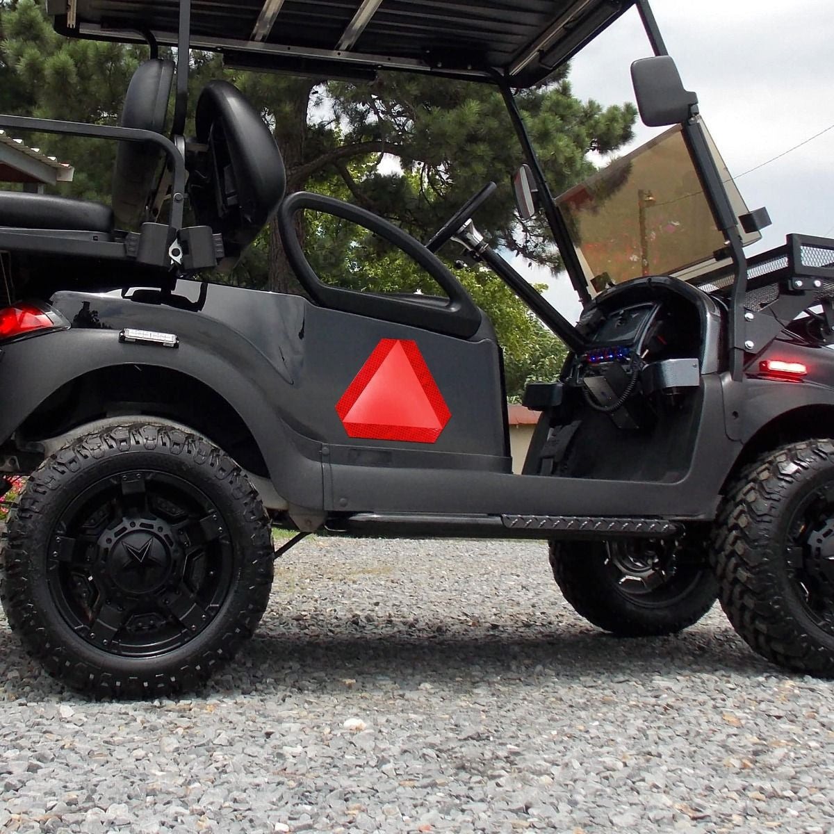 Triunghi reflectorizant vehicule lente autoadeziv 36x42cm Runkit - RKT106