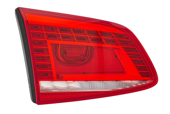 Lampa spate 2SB 010 747-051 HELLA