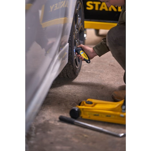 Manometru digital pentru anvelope STANLEY® - STHT808740