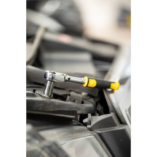 Clichet STANLEY® 1/4 in. 72 de dinți - STMT826630