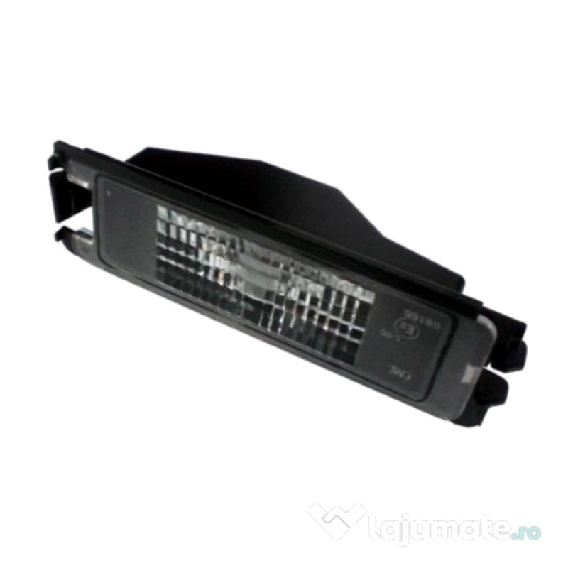 Piesa OE Renault: Lampa Numar Imatriculare Logan 8200957874