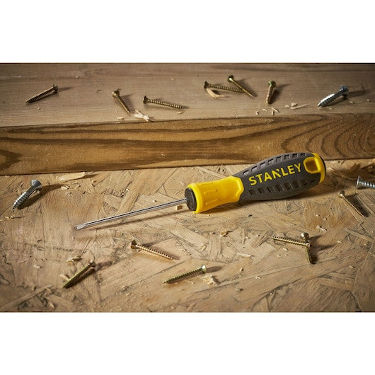 Șurubelniță dreaptă STANLEY® Essential 3 mm x 75 mm - STHT060358