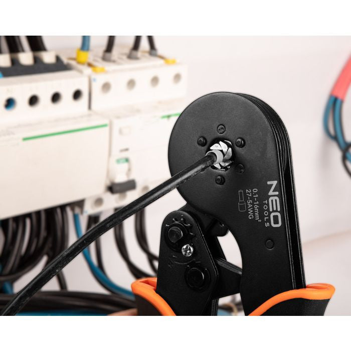 Cleste de sertizare pentru mansoane de capat 6 pietre, diametrul mansonului: 0,1 - 16 mm Neo Tools - 1548