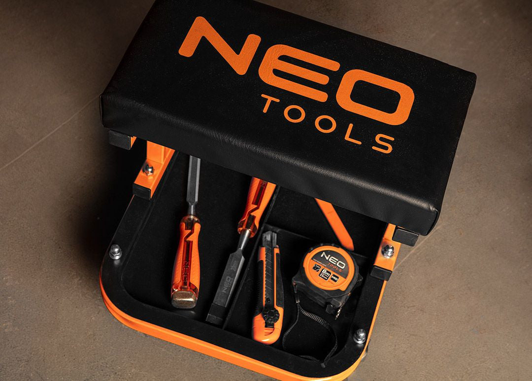 Platforma de lucru pe roti  cu raft de scule Neo Tools - 11604