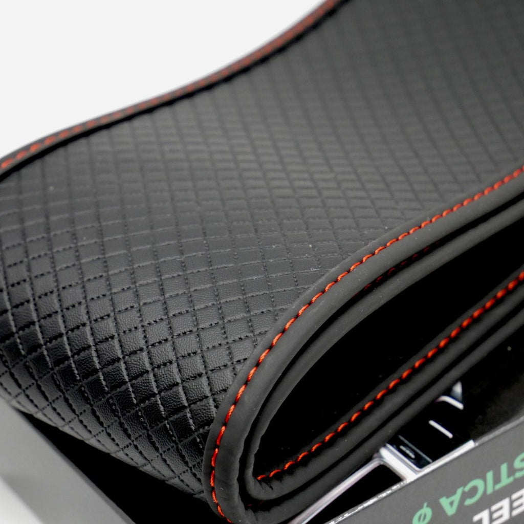 Husa volan elastica negru/cusatura rosie Runkit - 38 cm - RKHV071R